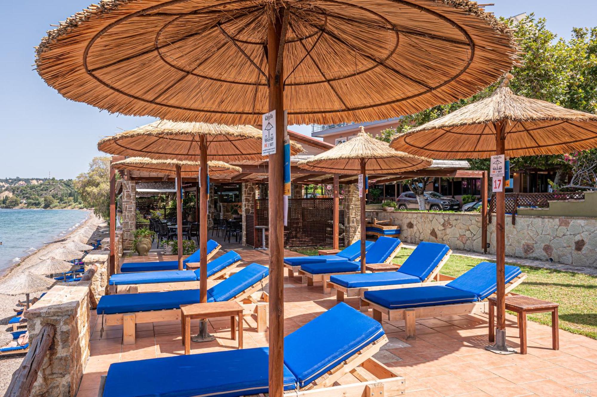 Castella Beach Alissos Exterior photo