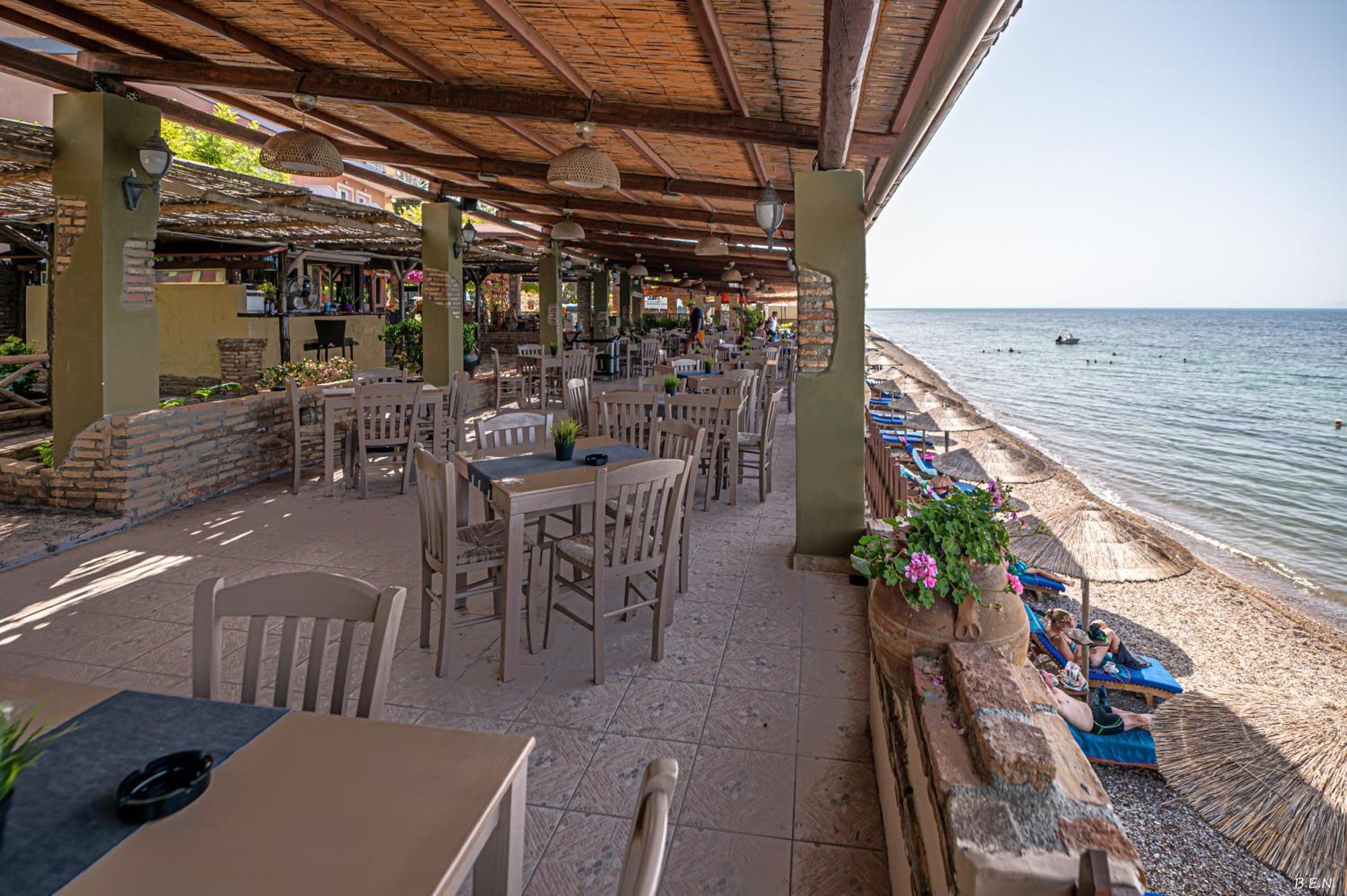 Castella Beach Hotel Alissos Exterior photo